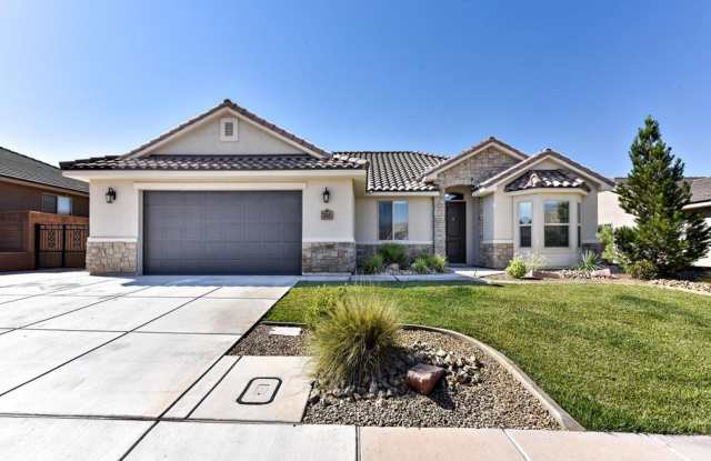 3 bed 2 bath home for rent - 262 East Munich Drive, St. George, UT 84790