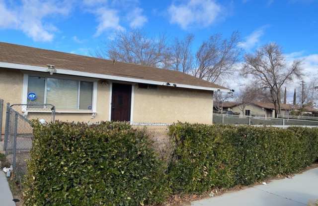16503 Smoke Tree - 16503 Smoke Tree Street, Hesperia, CA 92345