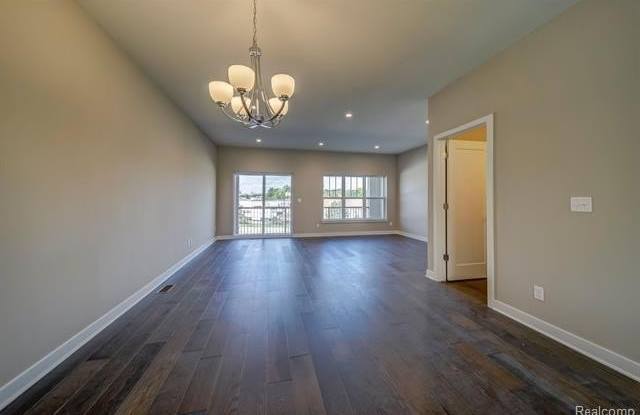 41596 ORIANNA Lane Gallery 4