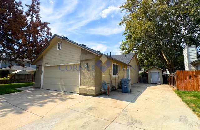 Spacious 3-Bedroom Boise Home with Office & RV Parking Gallery 3