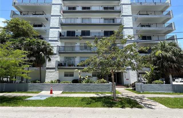 16508 NE 26th Ave - 16508 Northeast 26th Avenue, North Miami Beach, FL 33160
