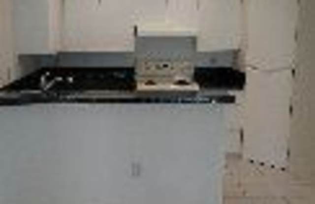 167 Pearl Gallery 3