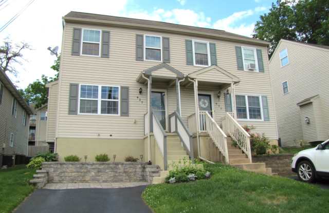 427 W MULBERRY STREET - 427 West Mulberry Street, Kennett Square, PA 19348