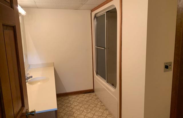 Country Living for Lease Gallery 4