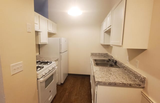 6130 North Towne Ct.Apt # 5 - 6130 Northtowne Court, Toledo, OH 43612