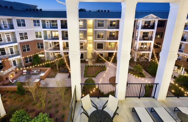 AMLI North Point Gallery 2
