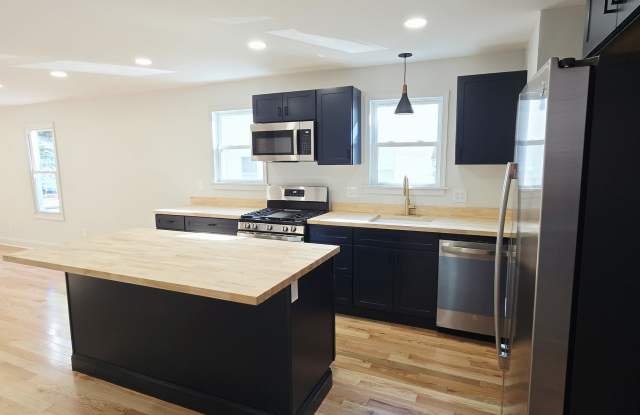 914 West 3rd Street - 1 photos photos 914 West 3rd Street - 1 photos photos