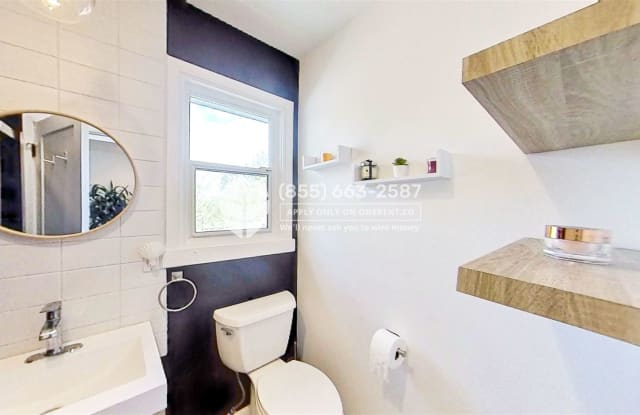 5193 Canoga Avenue - 5193 Canoga Avenue, Los Angeles, CA 91364