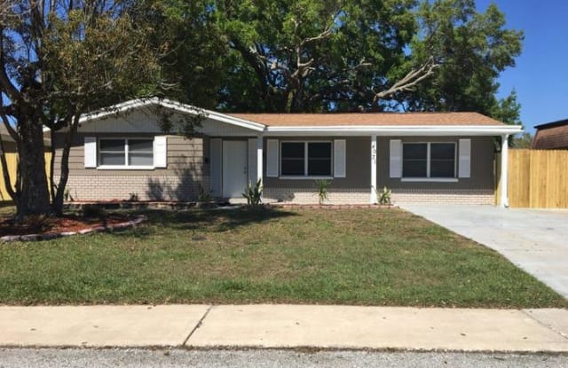 4031 Claremont Drive - 4031 Claremont Drive, Beacon Square, FL 34652