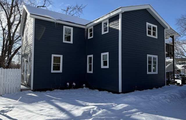 915 S Spencer Road unit: 1 photos photos