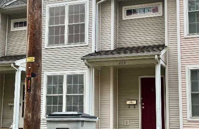 225 W CENTER Street - 225 West Center Street, Meadville, PA 16335