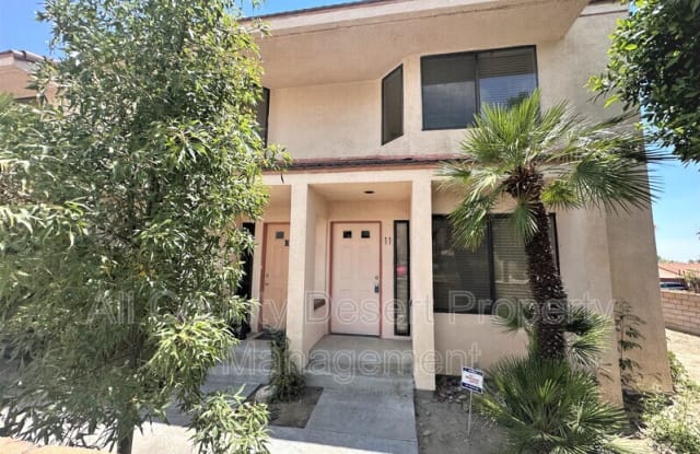 401 E. Vista Chino photos photos
