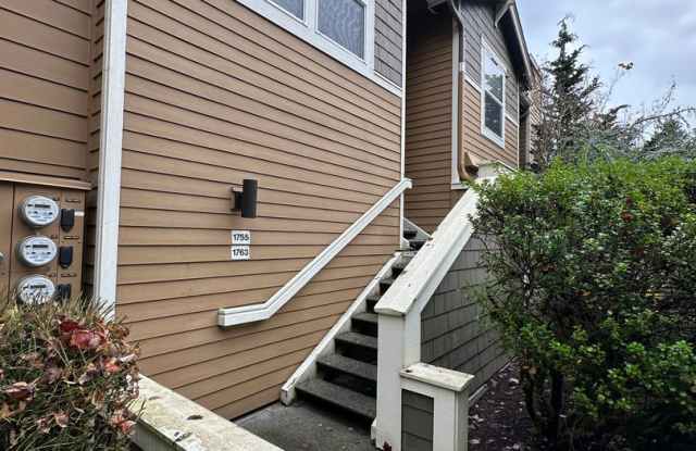 1755 McNeil Circle Gallery 3