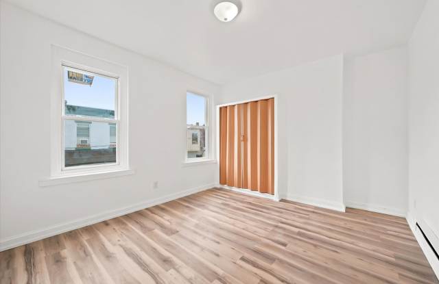2BR/1BA Home | West Philly Gallery 3