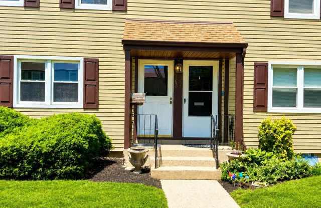 163 Rose Street photos photos