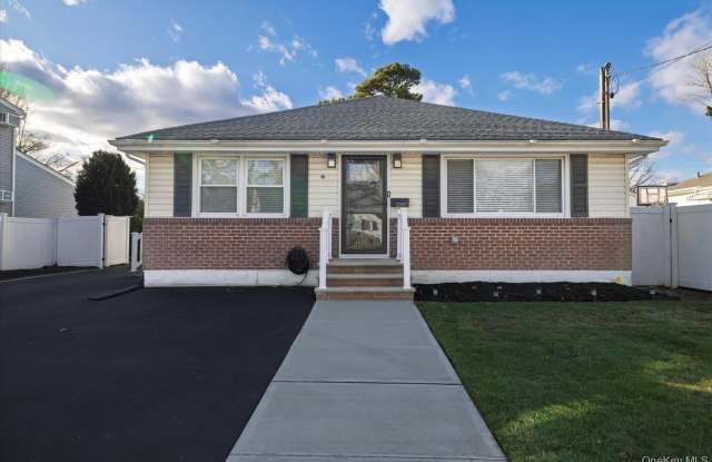 2280 Brookside Avenue - 2280 Brookside Avenue, Wantagh, NY 11793