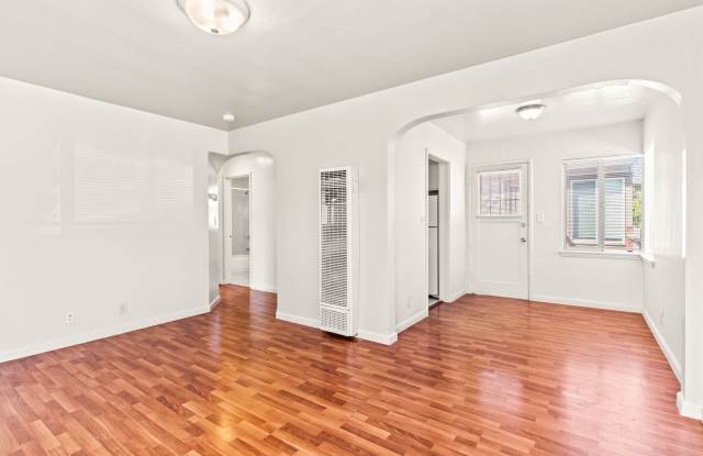Oakland's Best: Updated 1-Bedroom, Gated Parking  Garbage Paid! photos photos