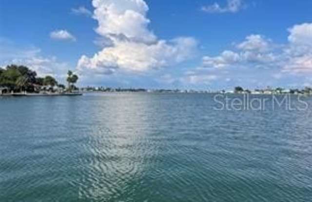 6901 GULF WINDS Drive photos photos