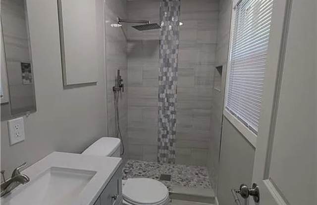 Room in 3 Bedroom Home at Sheppard Dr Gallery 4