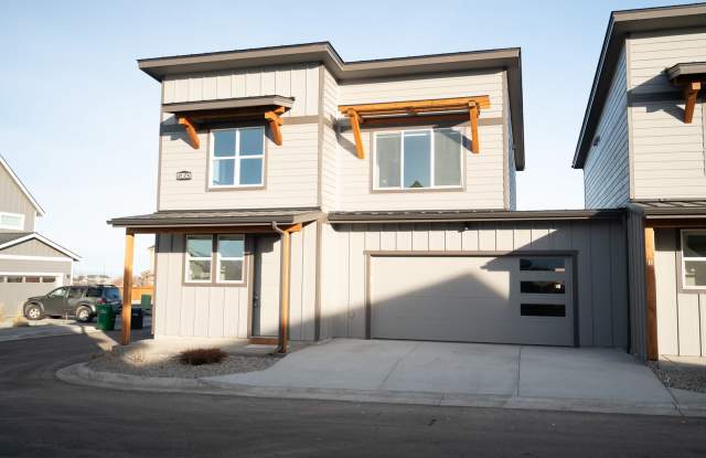 The Grange Single Family Homes. EV Charging Stations. Up to 2 Months Free Rent Promotion! photos photos