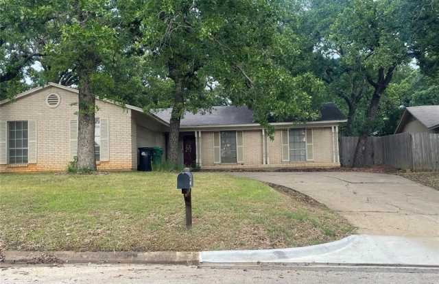 2021 Jacqueline Drive - 2021 Jacqueline Drive, Denton, TX 76205