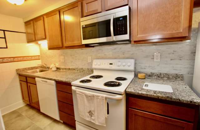 209 OAK MANOR PLACE photos photos