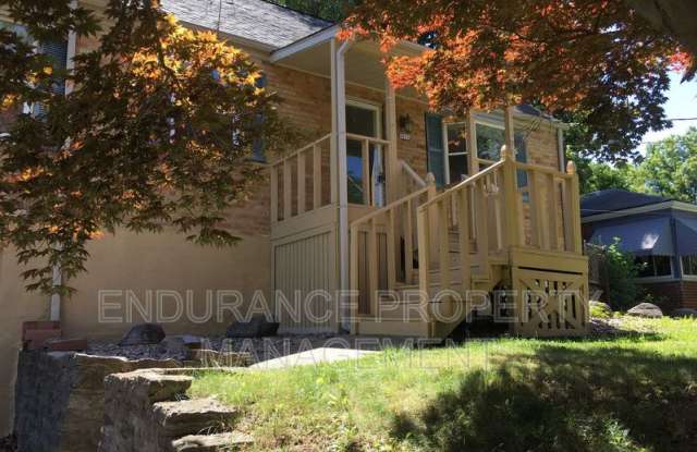 3970 Roswell Ave photos photos