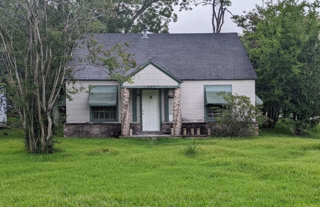 2695 Goliad St Beaumont, TX 77701 Gallery 1