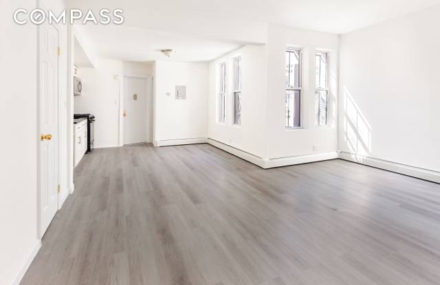 1030 Winthrop Street photos photos