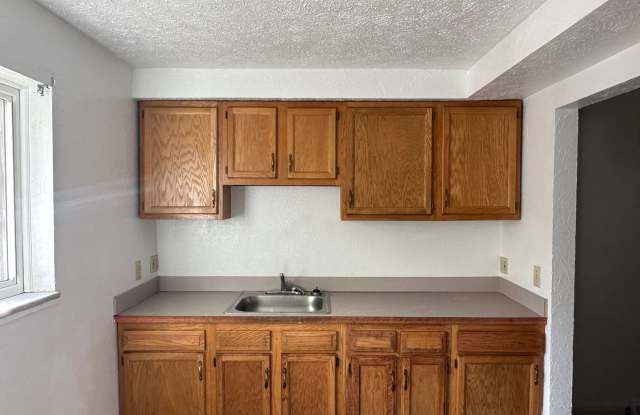 Warrensville Heights Town Home - 4889 Banbury Court, Warrensville Heights, OH 44128