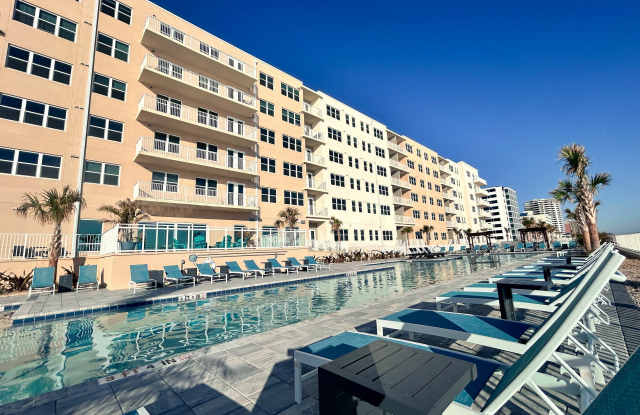 Triton Cay Daytona photos photos