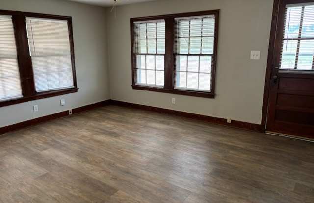 1238 Katherine St Nw Gallery 3