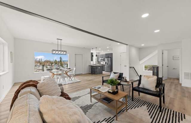 Recently Built 2 Bed, 2 Bath Home w/ a View! photos photos