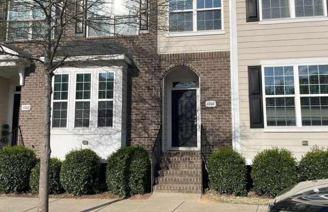 6044 Kentworth Drive photos photos