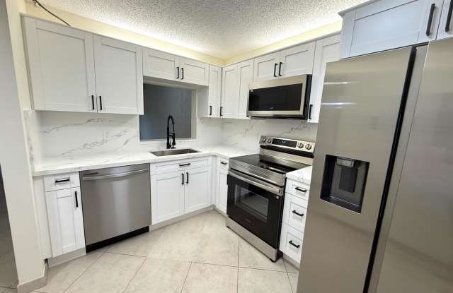 6649 Somerset Drive Gallery 4