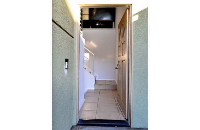 15345 Hunsaker Avenue Gallery 2