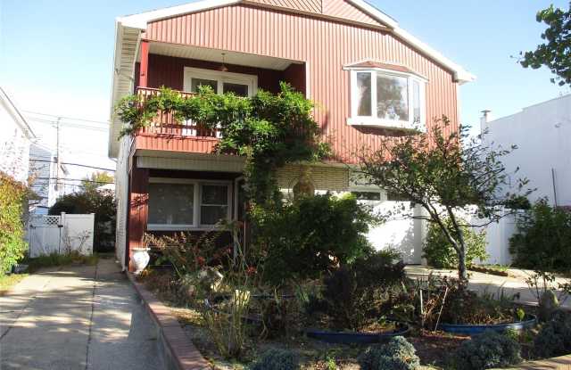 429 E Park Avenue photos photos