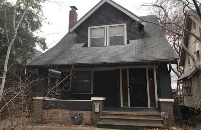 4034 Holmes - 4034 Holmes Street, Kansas City, MO 64110