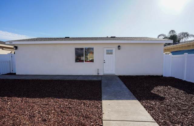 1600 E Columbia Avenue photos photos