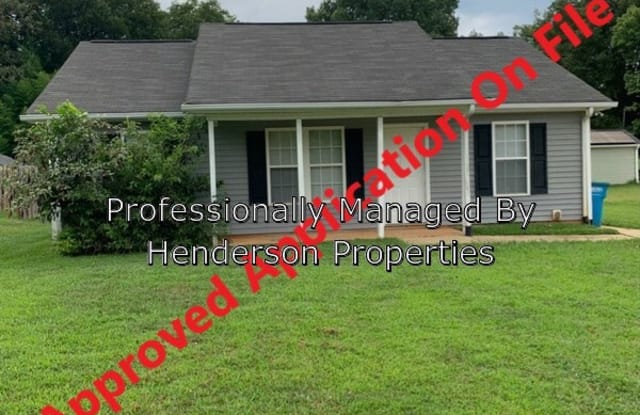 205 South F Street - 205 South F Street, Bessemer City, NC 28016