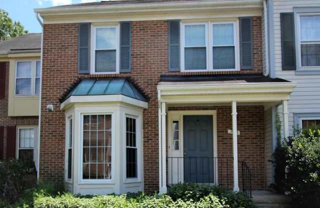7433 Ridge Oak Ct - 7433 Ridge Oak Ct, Newington Forest, VA 22153