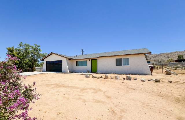 Joshua Tree Home with Desert Views photos photos