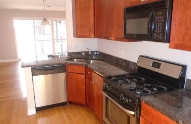 6435 North Damen Avenue - 6435 North Damen Avenue, Chicago, IL 60645