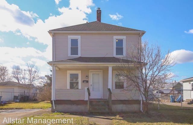 1642 E 33rd Street - 1642 E 33rd St, Lorain, OH 44055