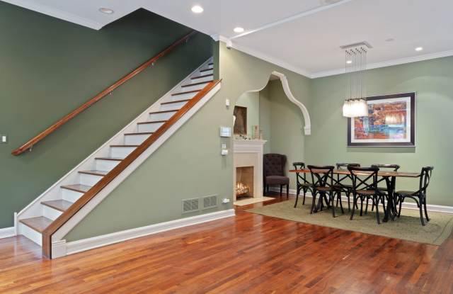 1340 East Madison Park Gallery 4