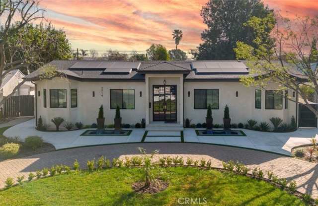 7714 Lasaine Avenue photos photos