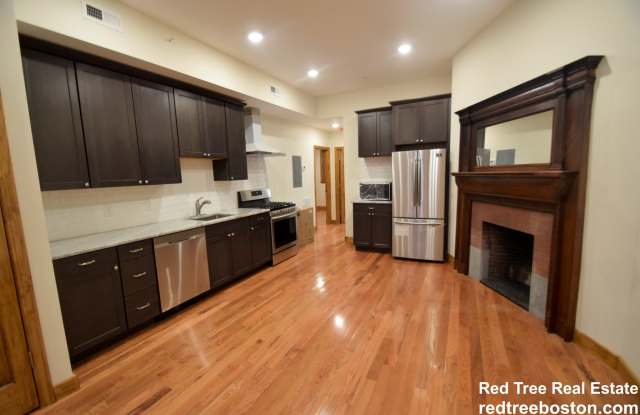 1736 Beacon St - 1736 Beacon Street, Brookline, MA 02445