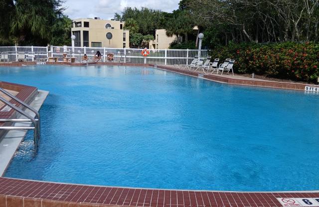 2921 Southwest 87th Avenue - 2921 Southwest 87th Avenue, Davie, FL 33328