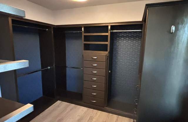 Adorable Townhome for rent! Gallery 4