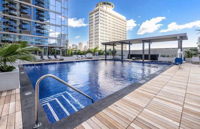 Sky Ala Moana #1701: Spacious Condo w/ Ocean Views photos photos